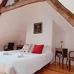 Le Domaine Des Roseraies, بيت للعطل