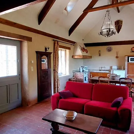 Le Domaine Des Roseraies, Monfréville