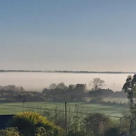 Le Domaine Des Roseraies, Monfréville