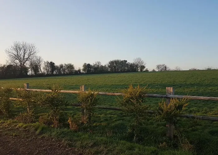 Hébergement de vacances Le Domaine Des Roseraies, *