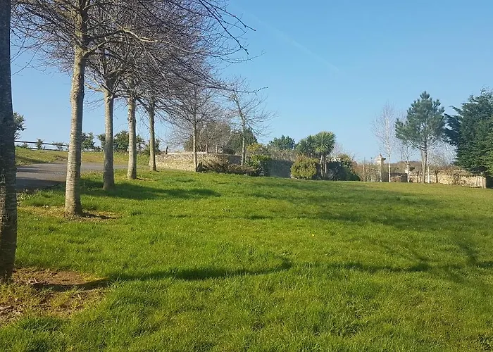 Vakantiehuis Le Domaine Des Roseraies, Monfréville