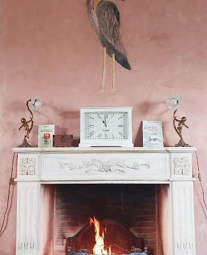 Le Domaine Des Roseraies,