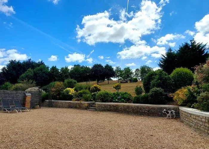 Le Domaine Des Roseraies, * Monfreville