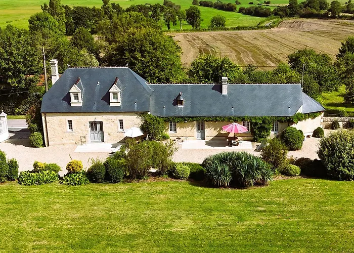 Le Domaine Des Roseraies, Monfreville